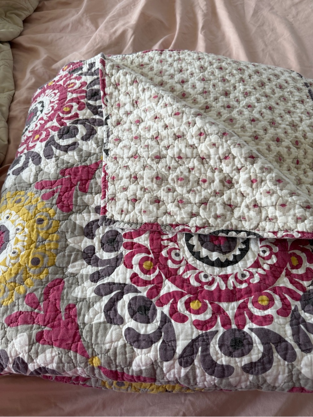 Pink, Yellow & Gray Medallion Quilt - Home Bedding